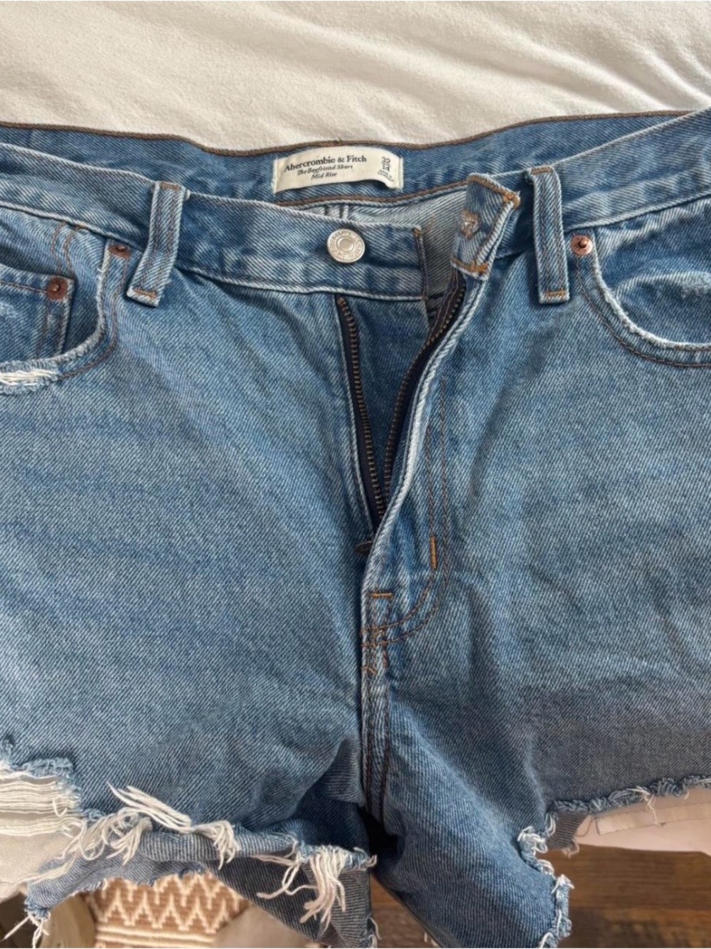 Abercrombie & Fitch Men’s Light Blue Relaxed Denim Shorts